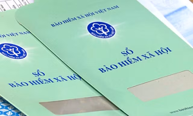 Người lao động có được tự đóng tiền công ty nợ để được chốt sổ BHXH?