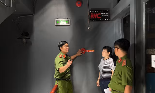 TPHCM tổng kiểm tra an toàn PCCC ở cơ sở karaoke, vũ trường, quán bar 