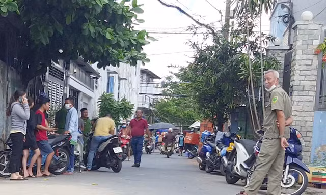 Phát hiện đôi nam nữ tử vong trong phòng trọ khóa cửa ở TPHCM 