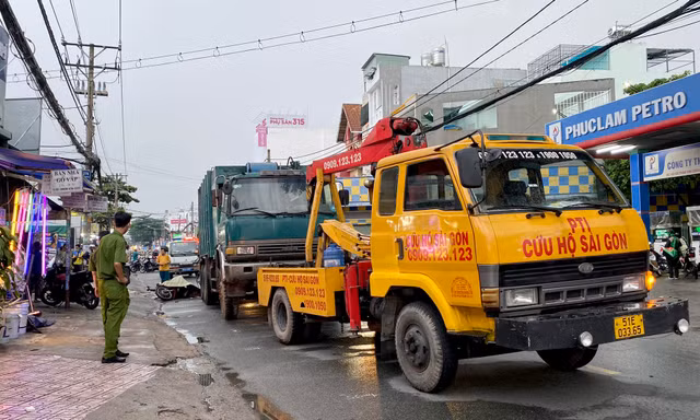 Va chạm xe chở rác, người đàn ông tử vong