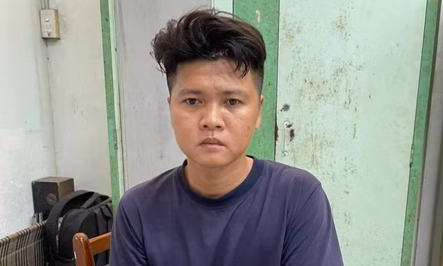 Nam thanh niên vi phạm nồng độ cồn dùng dao tấn công CSGT khai gì?