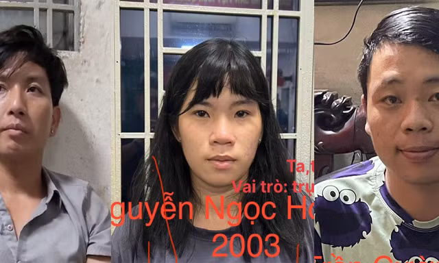 Băng cướp giật bị bắt vì hình xăm của cô gái 20 tuổi