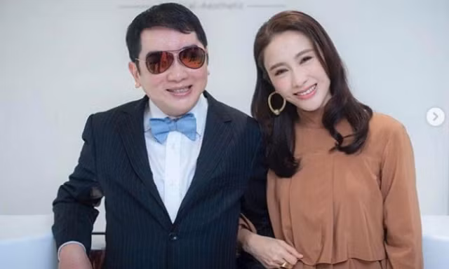 Lê Tư chia sẻ ảnh em trai đứng dậy sau 10 năm tàn phế gây xúc động
