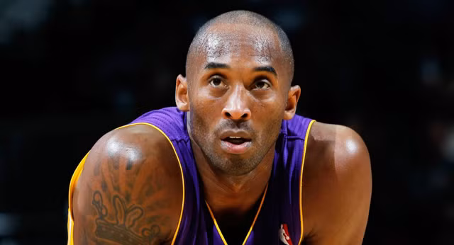 Kobe Bryant sở hữu sự nghiệp đáng nể phục trong làng bóng rổ. 