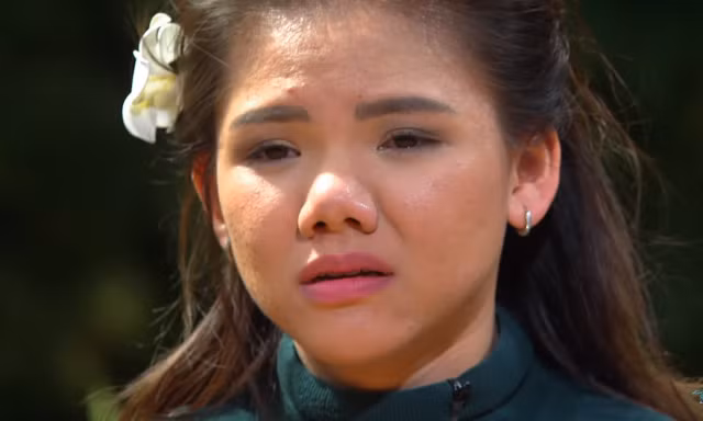 Minh Như khóc nức nở vì bị loại khỏi American Idol