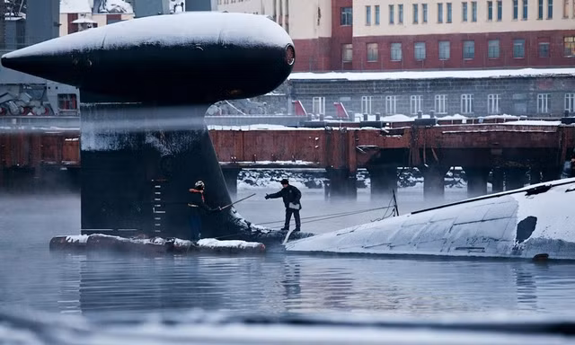 24h trên tàu ngầm hạt nhân Bryansk