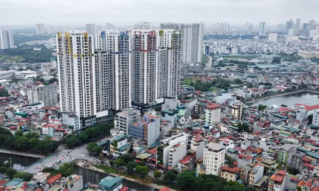 Giá bán căn hộ tại TPHCM cao gấp 3 lần Hà Nội