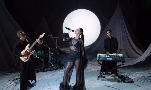 Bùi Lan Hương ra mắt Live Session: Sẵn sàng bước ra khỏi những ảo mộng tình yêu