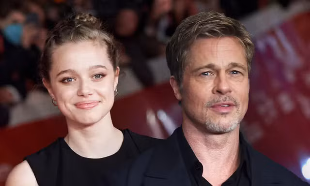 Vừa tròn 18 tuổi, con gái của Brad Pitt và Tom Cruise đồng loạt từ bỏ họ cha