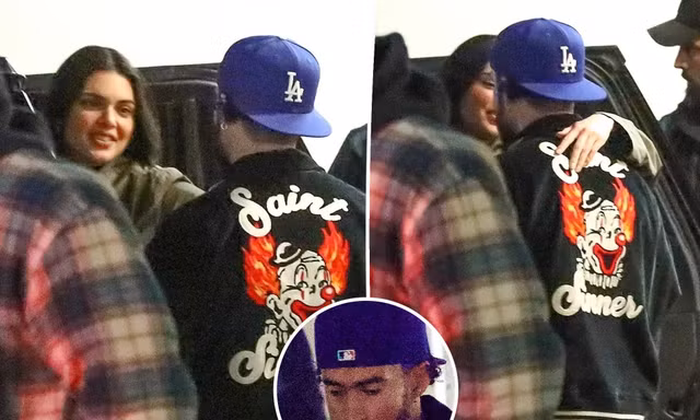 Kendall Jenner công khai tình tứ với Bad Bunny khiến bạn trai cũ nóng mặt