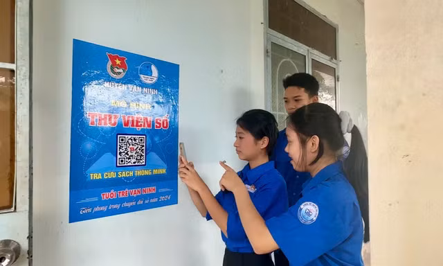 Hào hứng trải nghiệm thư viện số ở Khánh Hòa