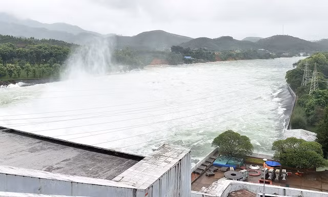 Thủ tướng nêu bài học từ những quyết định quan trọng đối với đập Thác Bà
