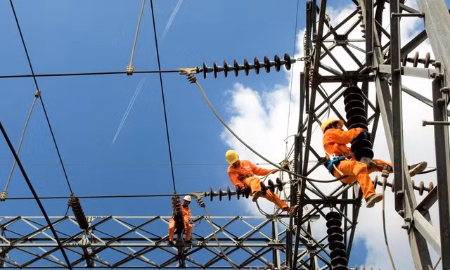 Hỗ trợ tối đa để hoàn thành đường dây 500 kV mạch 3 trước 30/6