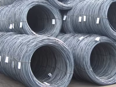 Thép tiếp tục tăng giá mạnh