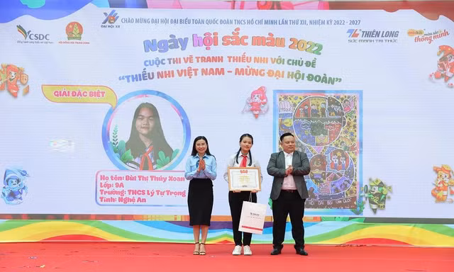 Kỷ lục cuộc thi vẽ tranh mừng Đại hội Đoàn toàn quốc XII