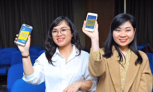 Các bạn trẻ hưởng ứng chiến dịch "Thanh niên chuẩn - Nói không với định kiến giới"