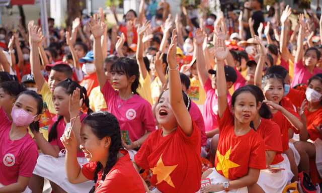 Các em thiếu nhi Quảng Nam hào hứng tham gia ngay ngày hội "Thiếu nhi Việt Nam - Học tập tốt, rèn luyện chăm"