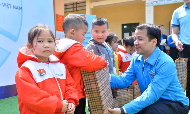 Tháng Thanh niên: Dấn thân vào việc mới, việc khó