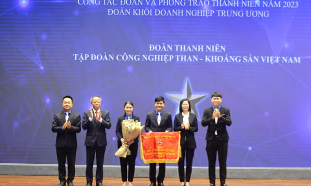 Tuổi trẻ ngành than thực hiện trên 890 công trình thanh niên