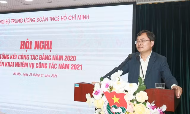 Anh Nguyễn Anh Tuấn, Bí thư thứ nhất T.Ư Đoàn, Chủ tịch Hội LHTN Việt Nam, Chủ nhiệm UBQG về Thanh niên Việt Nam; Bí thư Đảng ủy T.Ư Đoàn phát biểu tại Hội nghị.