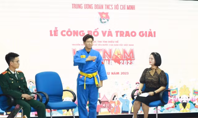 Tác phẩm giành giải Nhất cuộc thi viết 'Việt Nam trong tôi là'