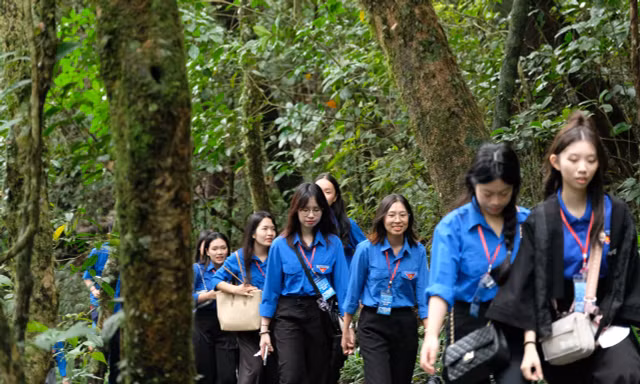 55 học sinh, sinh viên xuất sắc tham gia Trại hè Thủ lĩnh Đại học Quốc gia Hà Nội