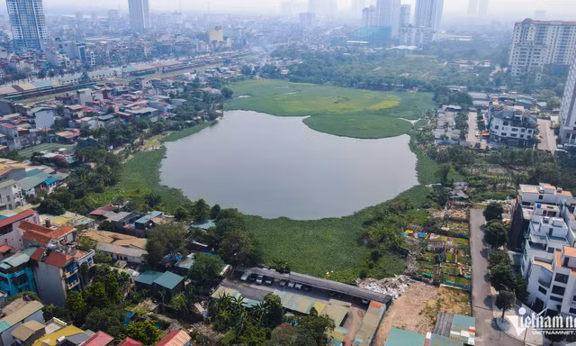 Hiện trạng hồ bị san lấp trái phép giữa Thủ đô