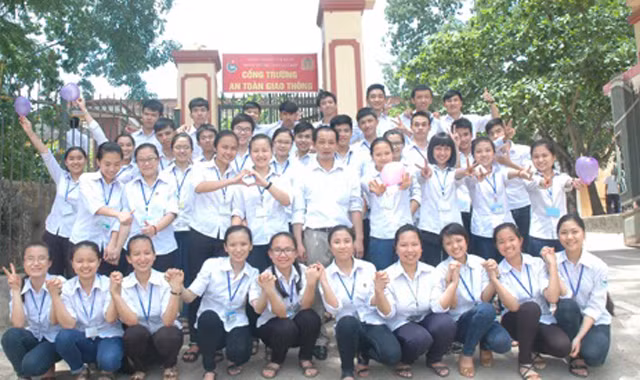Tập thể lớp học có 100% học sinh đỗ đại học