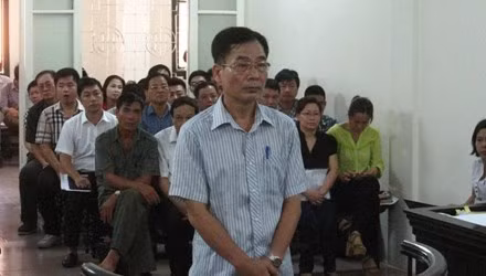 Hôm nay, tuyên án cựu Chi cục trưởng thi hành án