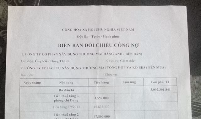 Biên bản đối chiếu công nợ giữa Cty của ông Thành và Cty ông Văn. (Ảnh do người nhà nạn nhân cung cấp)