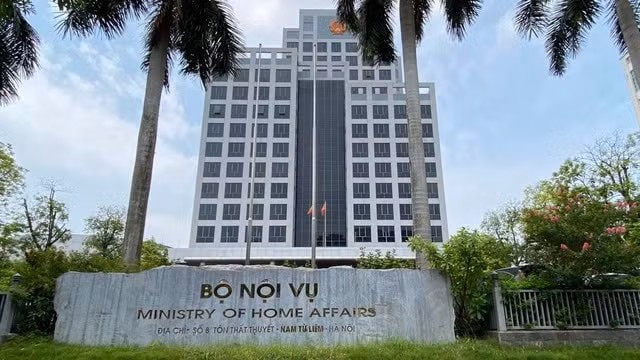 Bộ Nội vụ: Nghiêm cấm chiếm giữ, hủy tài liệu khi sắp xếp tổ chức bộ máy 