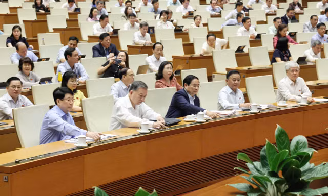 Bộ trưởng Nội vụ: Chính quyền địa phương 2 cấp là 'bước cải cách quan trọng có tính chất lịch sử'
