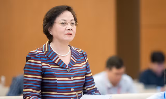 Bộ trưởng Nội vụ: Tăng thẩm quyền cho chủ tịch UBND cấp tỉnh