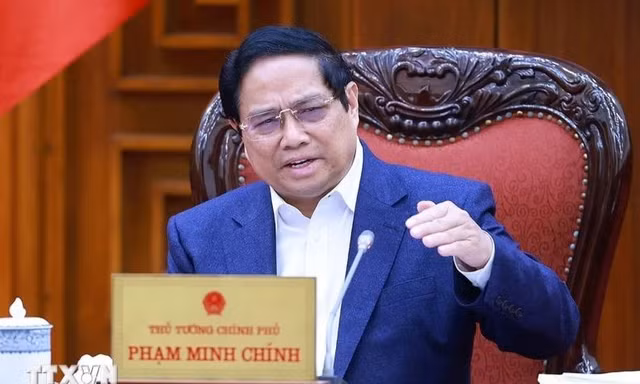 Thủ tướng và một số thành viên Chính phủ nhận thêm nhiệm vụ mới
