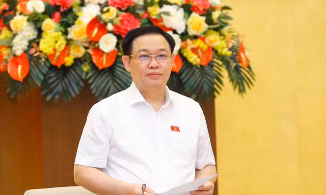 Chủ tịch Quốc hội Vương Đình Huệ phát biểu tại Hội nghị 