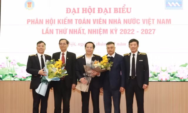 Ông Lê Đức Luận được bầu làm Chủ tịch Phân hội Kiểm toán Việt Nam