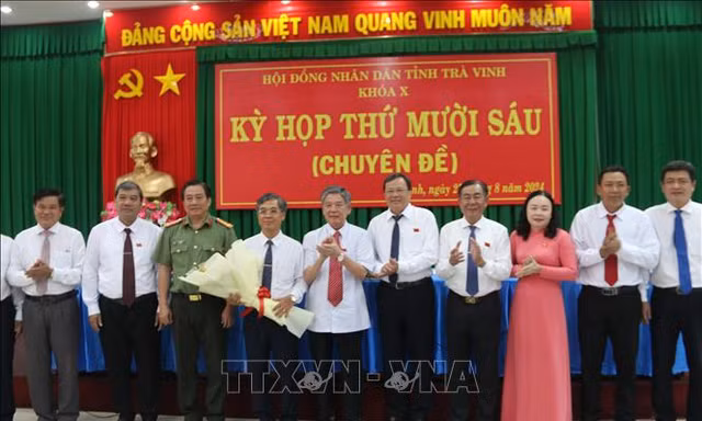 Thủ tướng phê chuẩn phó chủ tịch tỉnh Trà Vinh và Kiên Giang