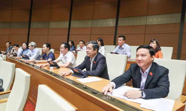 Quốc hội thông qua Luật Điện ảnh: Kết hợp cả tiền kiểm và hậu kiểm khi phổ biến phim trên mạng