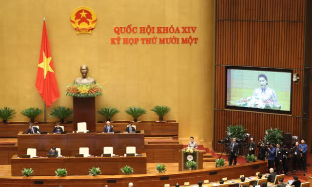 Chủ tịch Quốc hội Nguyễn Thị Kim Ngân phát biểu tại phiên khai mạc. Ảnh Như Ý