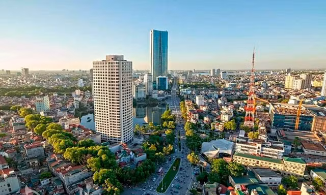 Các tỉnh, thành sắp xếp cán bộ, công chức dôi dư ra sao sau sáp nhập huyện, xã?