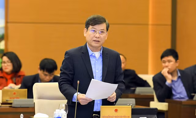 Viện trưởng VKSND tối cao Lê Minh Trí tại phiên họp. Ảnh LH