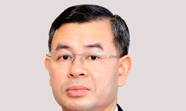 Phê chuẩn cho thôi làm Trưởng Đoàn ĐBQH tỉnh Hòa Bình với ông Ngô Văn Tuấn 