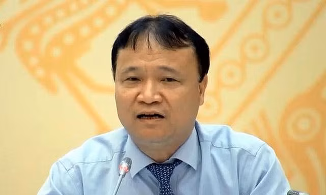 Lãnh đạo Bộ Công Thương nói gì về loạt nhà máy điện gió, điện mặt trời 'đắp chiếu'?