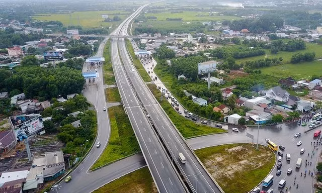 Kiểm toán đề nghị làm rõ cơ sở pháp lý khi thu phí cao tốc Bắc - Nam