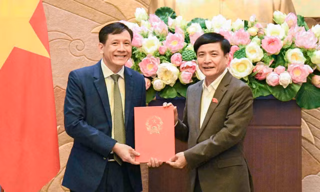 Văn phòng Quốc hội bổ nhiệm công chức lãnh đạo cấp Vụ 