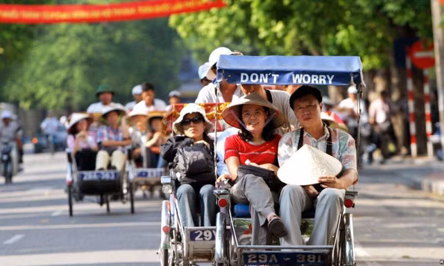 Mở cửa du lịch: Đến 15/3 dự kiến dừng các biện pháp giới hạn về cấp visa