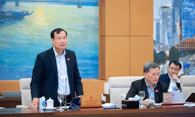 Bổ sung quy định lực lượng bảo vệ an ninh trật tự cơ sở từ đủ 18-70 tuổi 