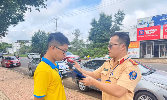 202 học viên tham gia kỳ sát hạch lái xe đầu tiên do Công an tỉnh Đắk Lắk tổ chức