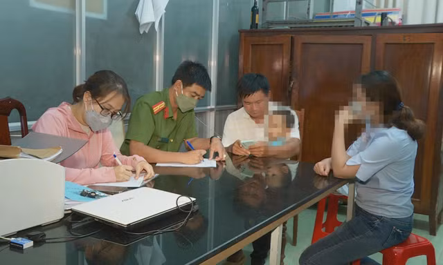 Xử phạt hành chính người mẹ ‘khai tử’ con ruột còn sống 