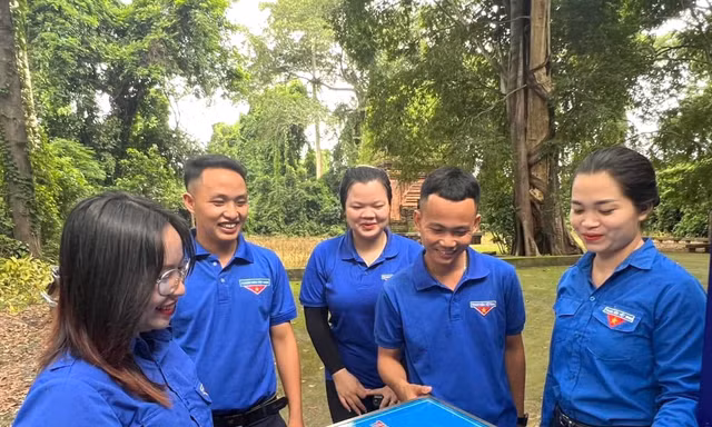 Tuổi trẻ Đắk Lắk quảng bá các di tích, công trình trọng điểm quốc gia